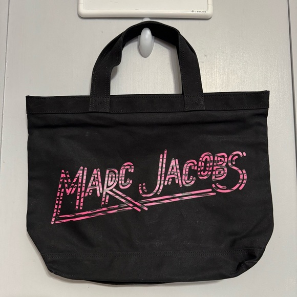 Marc Jacobs Black Tote Bag with Pink Logo - Picture 1 of 14
